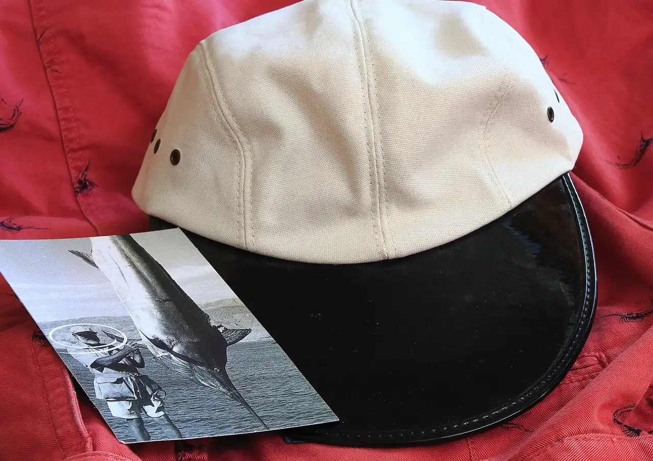 Hat and photo